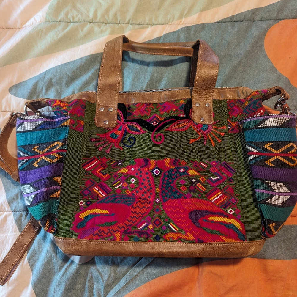 Sunday Isle weekend embroidered bag